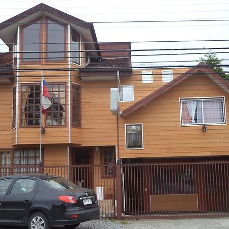 Hostal Lagunitas بويرتو مونت الغرفة الصورة