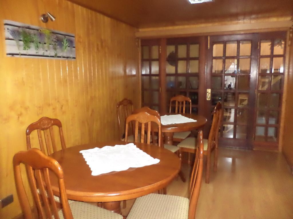 Hostal Lagunitas بويرتو مونت الغرفة الصورة
